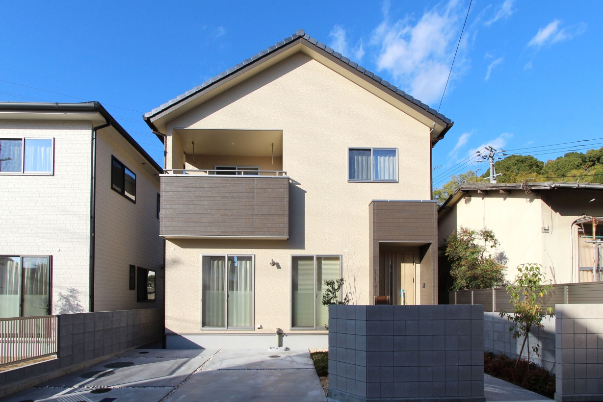 やっぱり切妻屋根が好きのおうち 越智住宅産業株式会社 愛媛県松山市 Houseリサーチ 新築住宅情報センター 愛媛