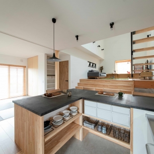 暮らしを嗜む大人の平屋