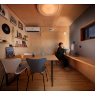 庭の小屋で起業をする