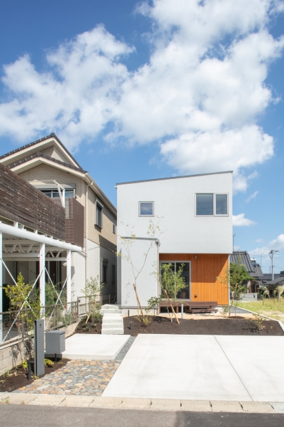 小さな敷地でも大きく暮らす。吹き抜け体感の家